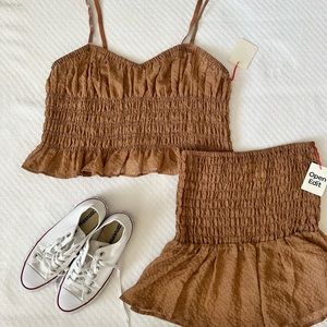 Skirt new open edit size s can fit up to L stretch material